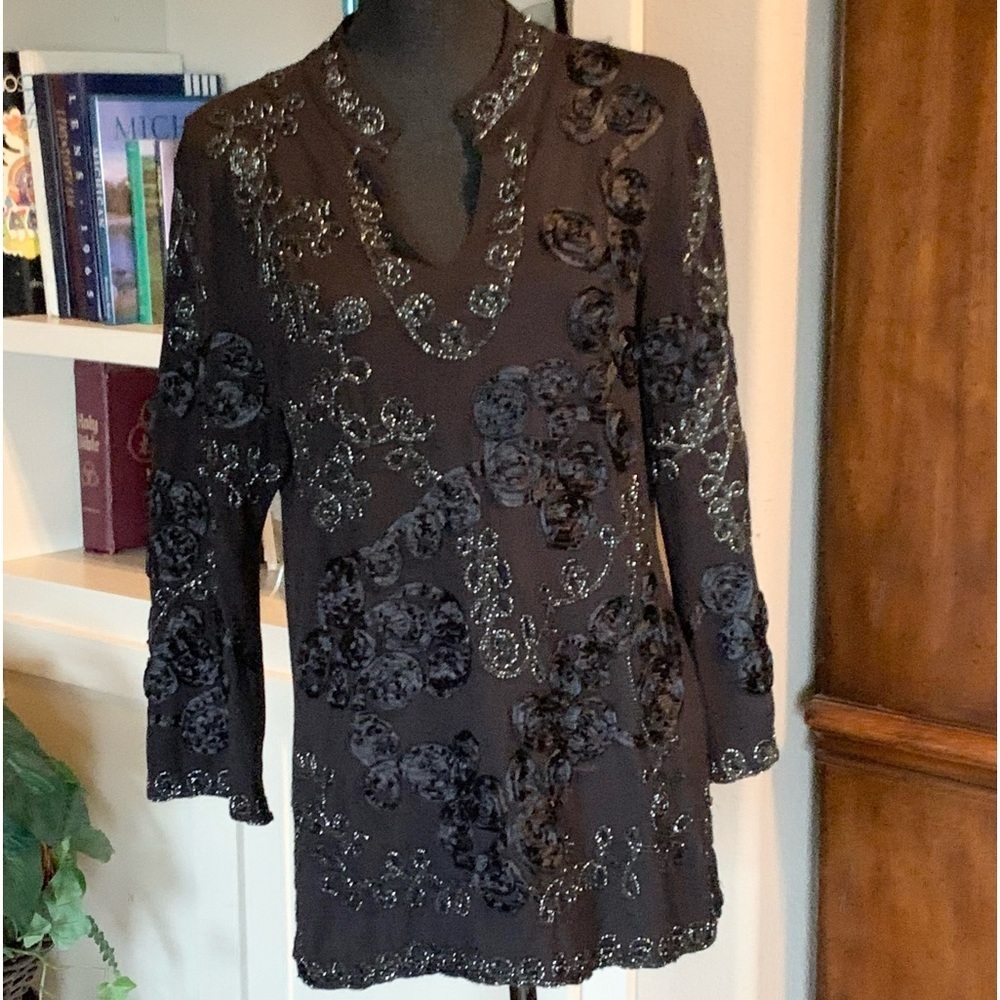 Lauren Michelle Black Embroidery‎ Tunic Top